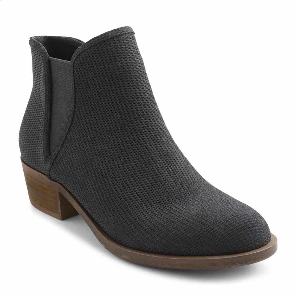 Kensie Gerona Perforated Charcoal Suede Bootie